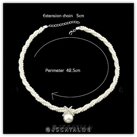 Faux Pearls Layered Choker with Cubic Zirconia Silver Pendant - Picture 4 of 4